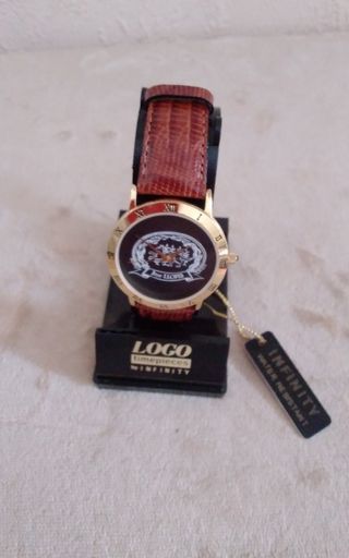 Reloj Logo by Infinity