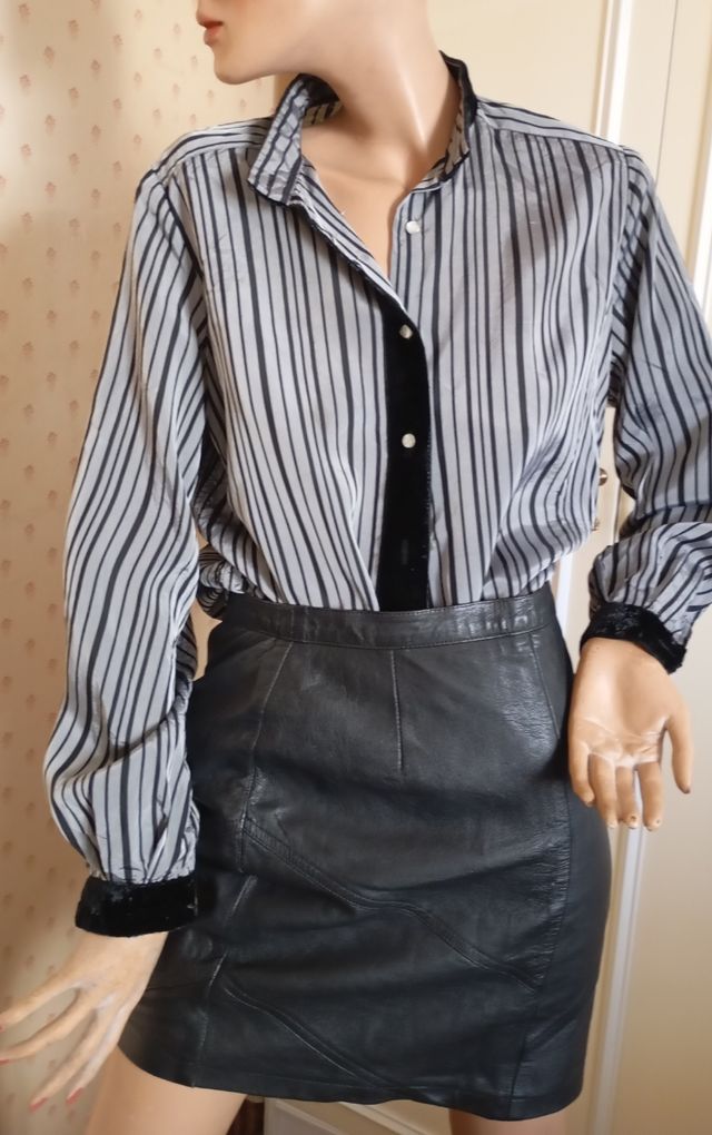 Camicia a righe con bordo velluto