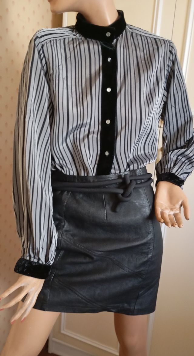 Camicia a righe con bordo velluto