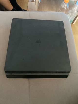 Play Station 4 