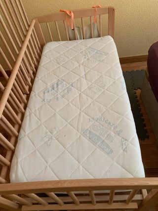 Cuna colecho y colchón + sabanas regalo