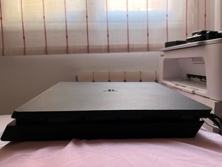 ps4 slim 1tb + mando