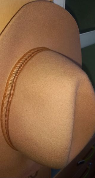 Sombrero de mujer, Parfois.