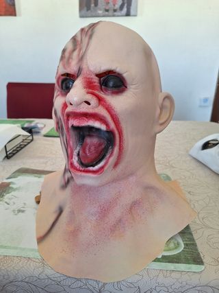 Máscara de zombie halloween 