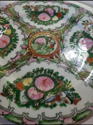 Piatto cinese in porcellana