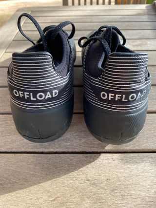 Zapatos de futbol y rugby