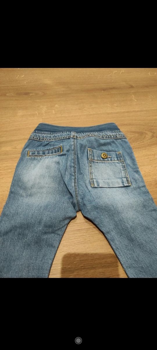 Pantalón vaquero bebé de Zara