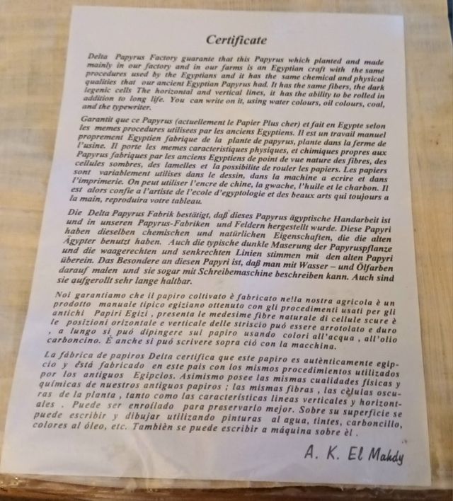 Papiro egipcio con certificado