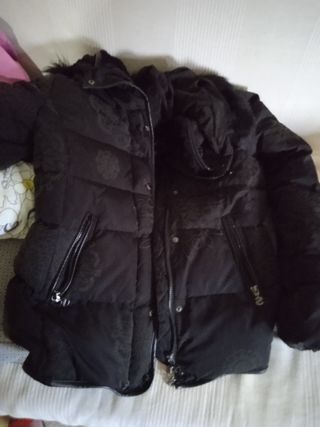 Chaqueta plumas desigual