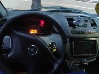 Mercedes-Benz Vito 2005
