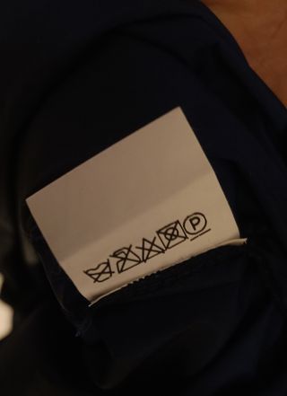 Vestido de fiesta azul tornasolado