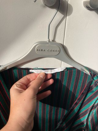 Blusa de zara  verde negra y burdeos talla L