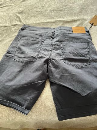 PANTALON CORTO HOMBRE