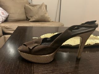Sandalias GUESS