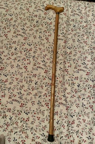 BASTON DE  MADERA LABRADA