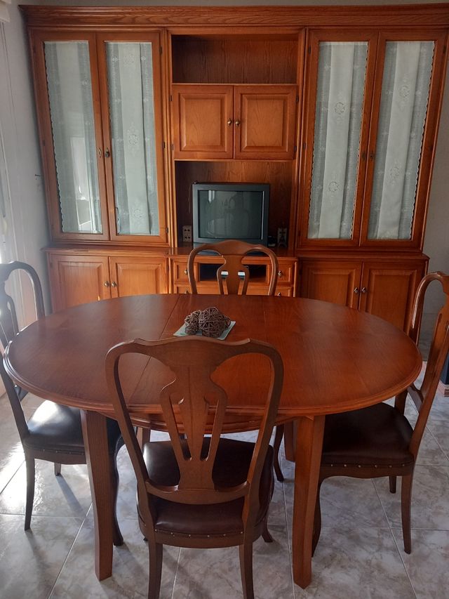 Mesa extensible + 4 sillas de roble