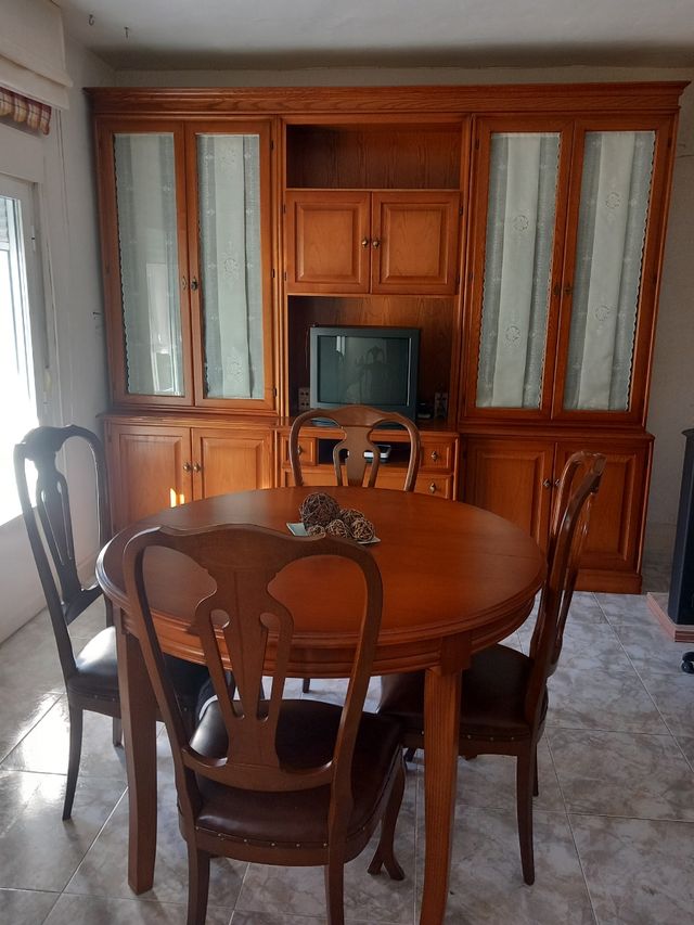 Mesa extensible + 4 sillas de roble