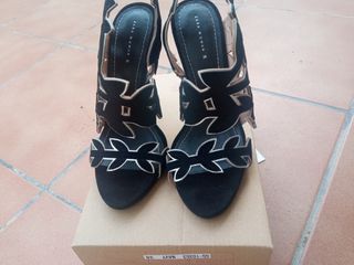 Sandalias tacón Zara