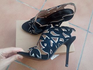 Sandalias tacón Zara
