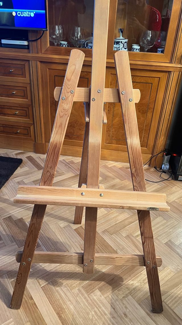 Caballete de madera pequeño