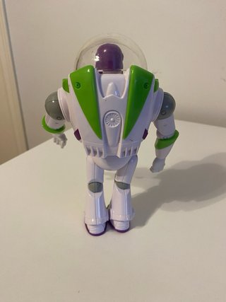 Muñeco Buzz Lightyear con casco 19 cm