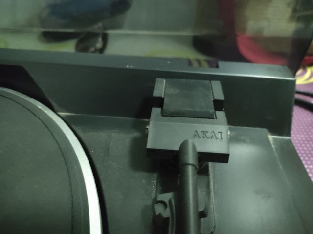 Tocadiscos AKAI A305