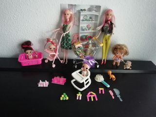 Muñecas y accesorios 