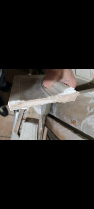 Antigua chimenea de mármol  blanco y rosa