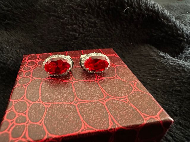 Orecchini da donna rossi