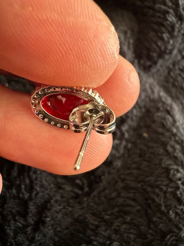 Orecchini da donna rossi