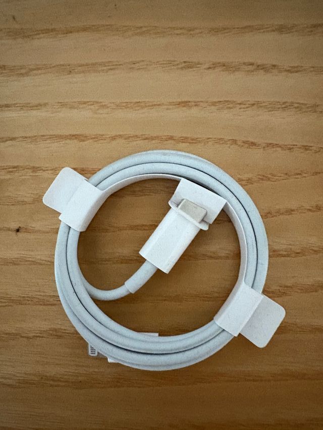Dos Cargador IPhone y Cable Nuevo