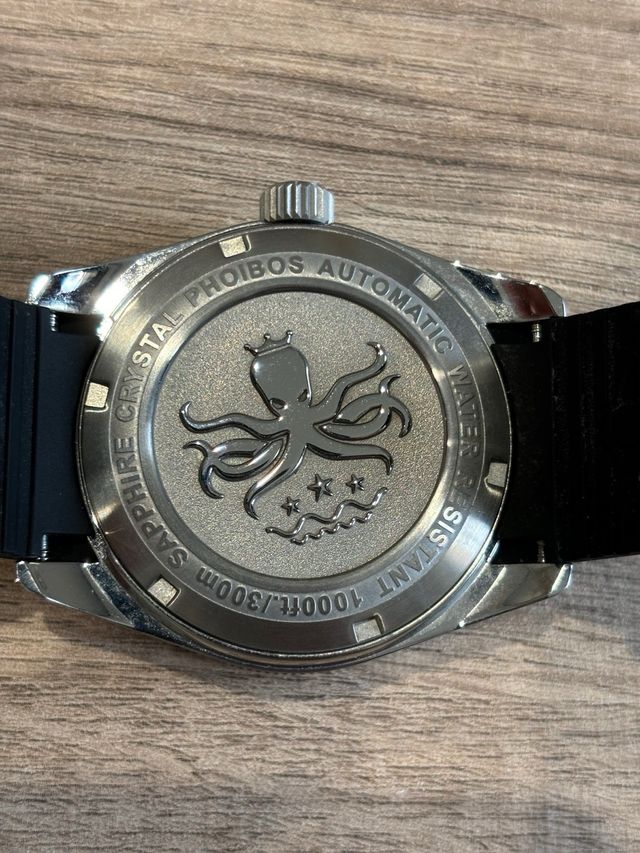 Reloj Phoibos