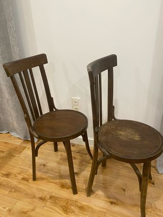 Pareja de sillas de madera vintage