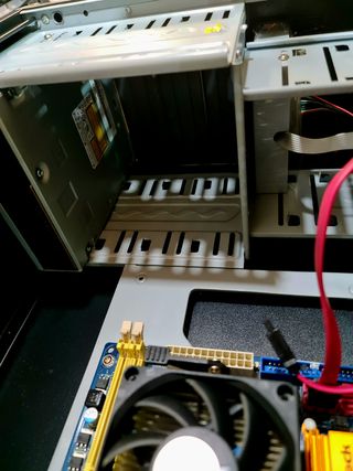 Computer fisso linq per ricambi