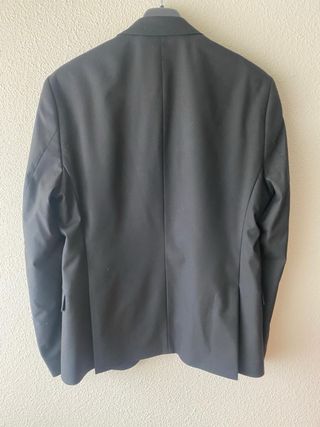 Traje negro ZARA