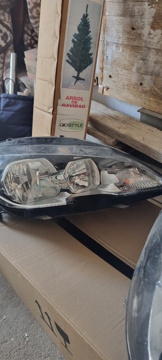 Faros peugueot