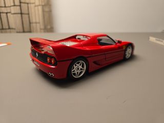 Ferrari F50 scala 1/18 Burago 1995