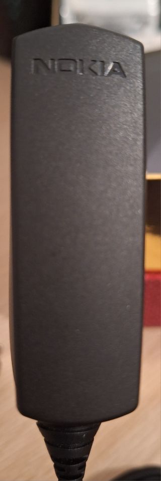 Móviles samsung nokia + cargador + auriculares