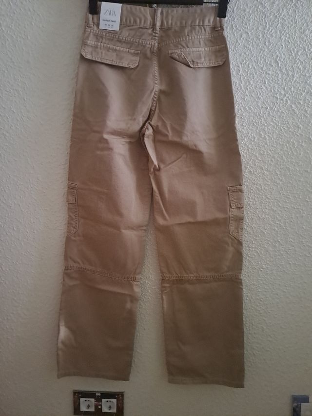 Pantalones Zara