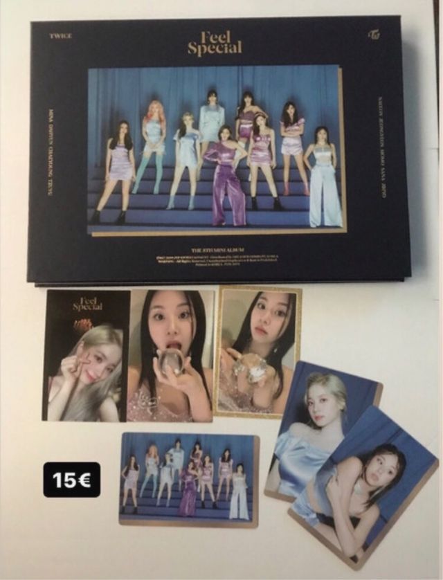 Album TWICE feel special