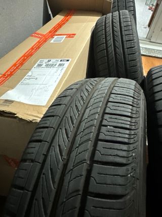 se venden llantas 4x108 con neumaticos 175/70 R13