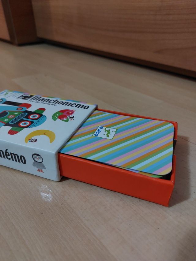 Manchomemo juego de cartas djeco