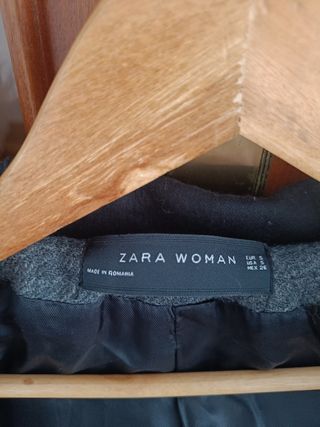Abrigo gris Zara talla S