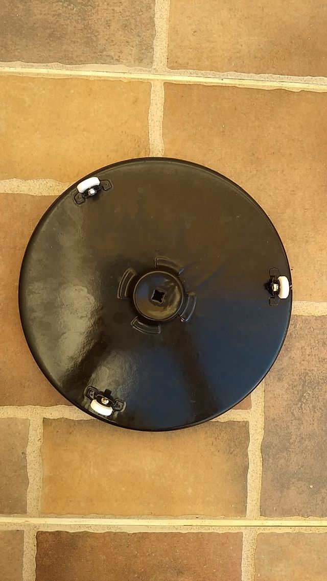 Plato de microondas de metal y rejilla