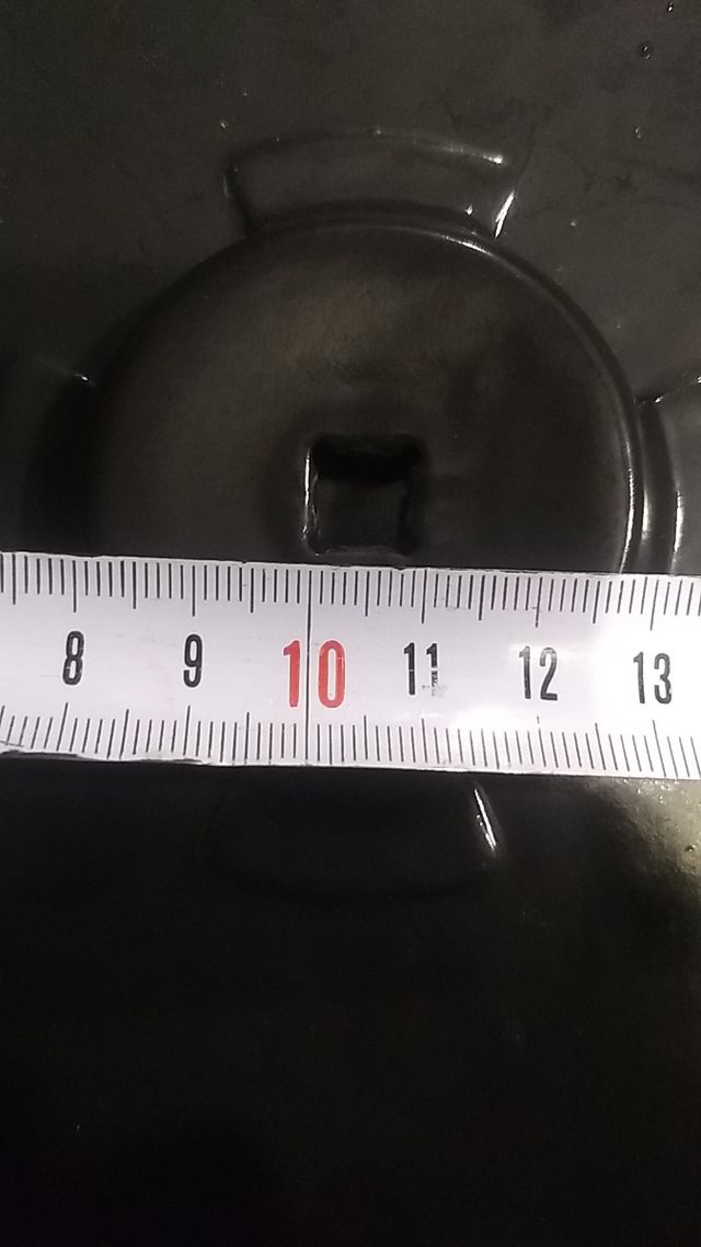 Plato de microondas de metal y rejilla