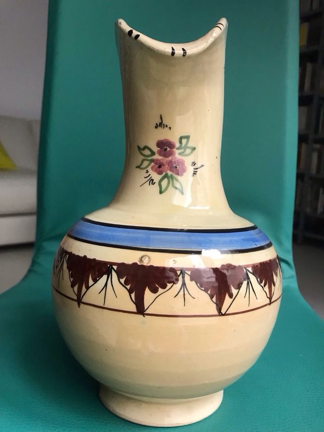 JARRÓN Y JARRA DE CERÁMICA