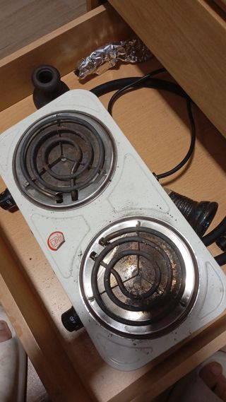 Se vende hornillo de doble cuerpo por falta de uso