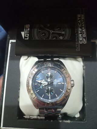 Reloj Lotus