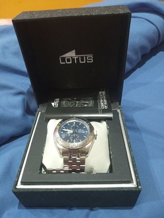 Reloj Lotus
