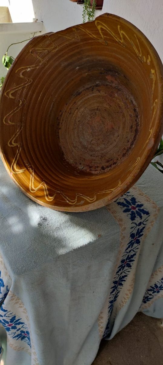 Lebrillos antiguos de barro